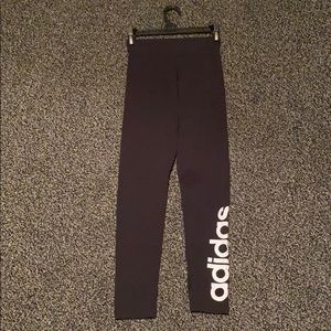 Women’s Black Adidas leggings!